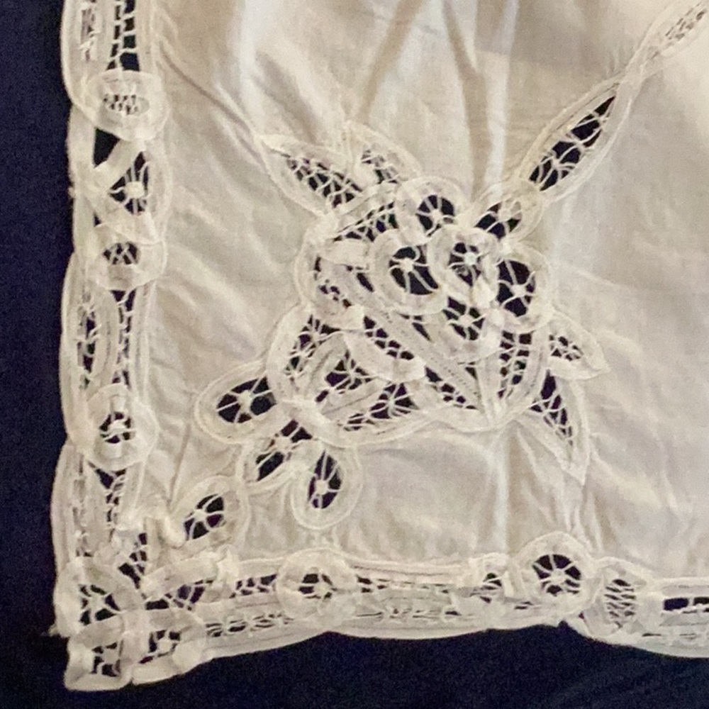 White Lace Tablecloth